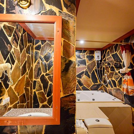 Tiger Complex Hotel パトン エクステリア 写真