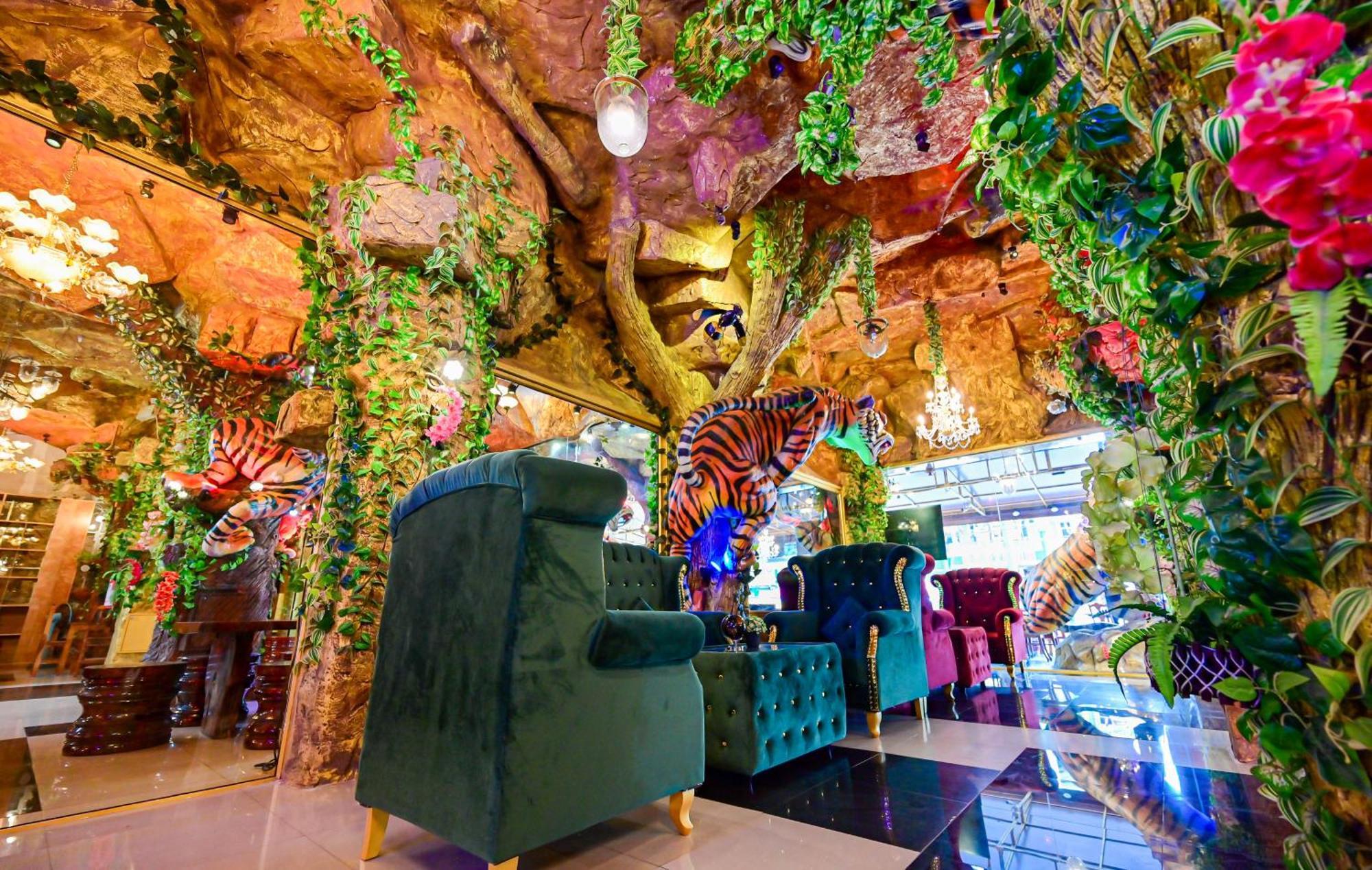 Tiger Complex Hotel パトン エクステリア 写真