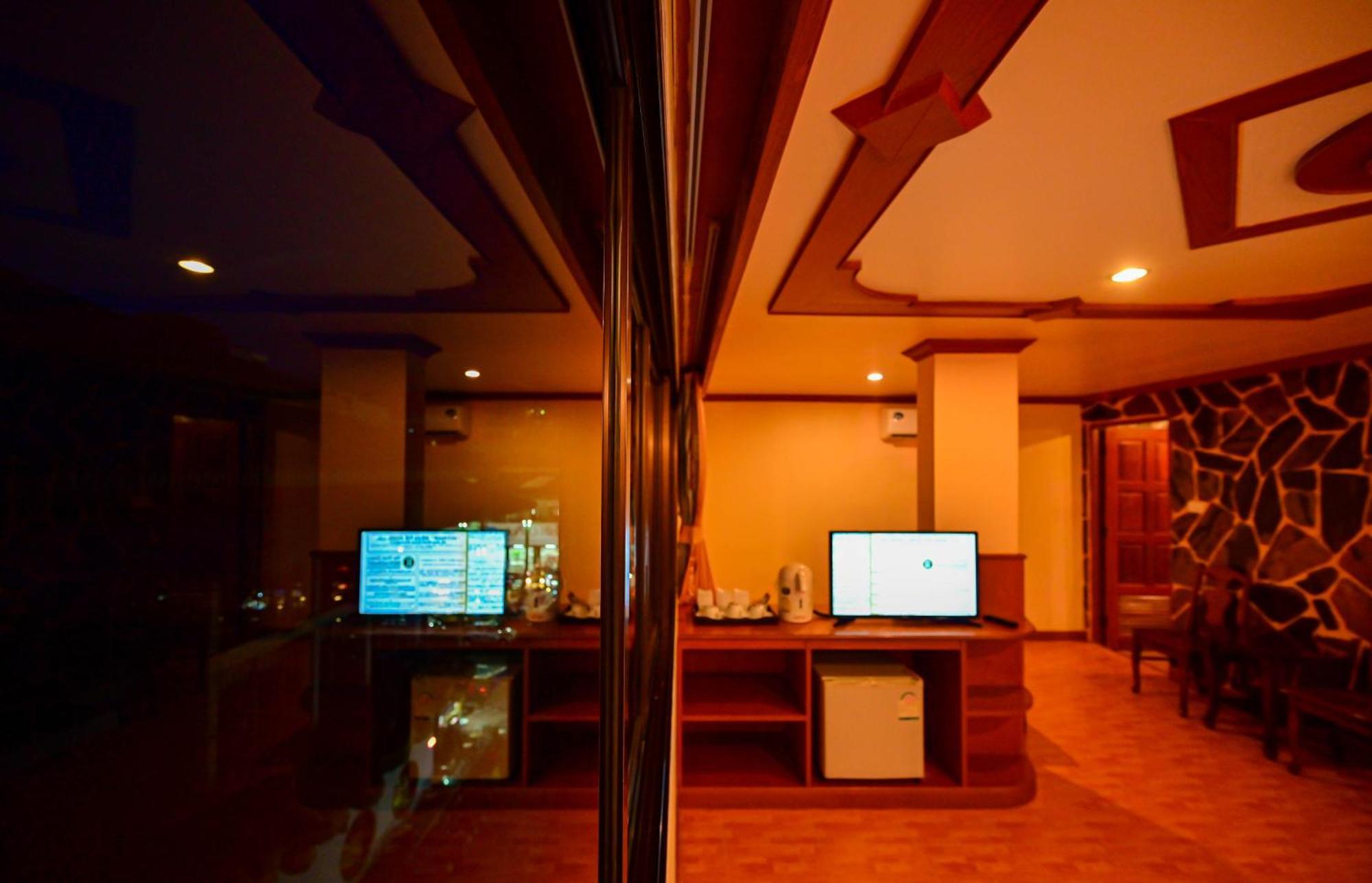 Tiger Complex Hotel パトン エクステリア 写真