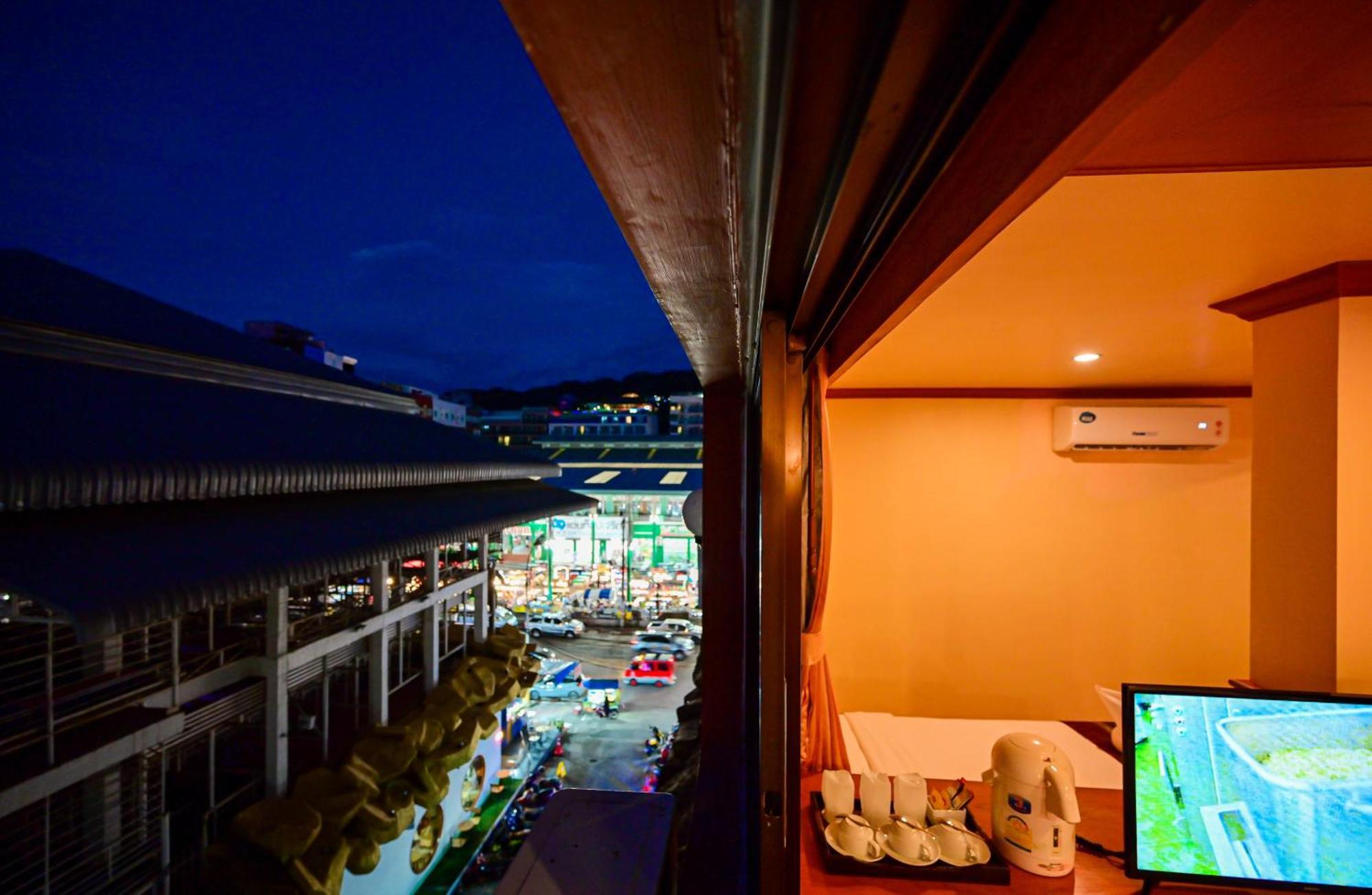 Tiger Complex Hotel パトン エクステリア 写真